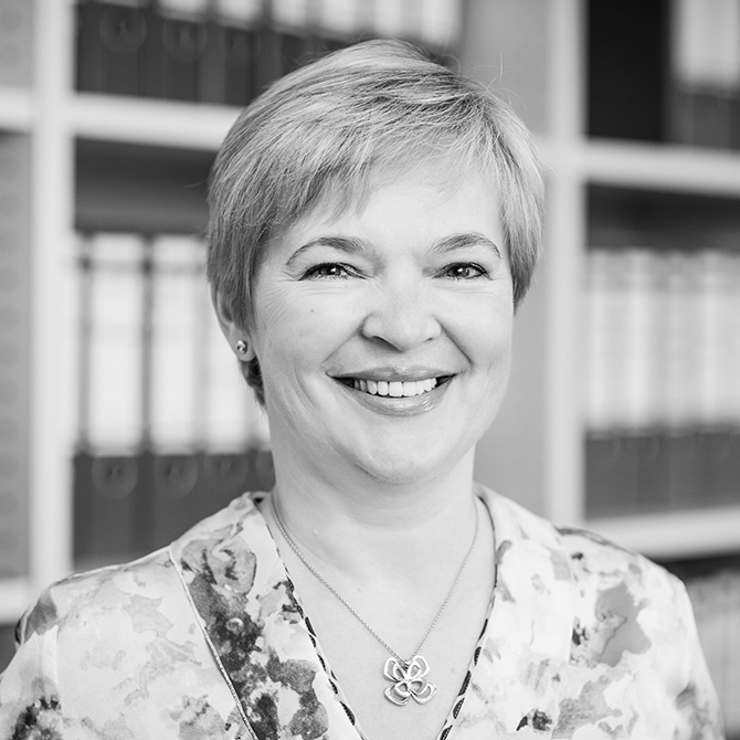 Adriana Müller | Wareneingang/Versand